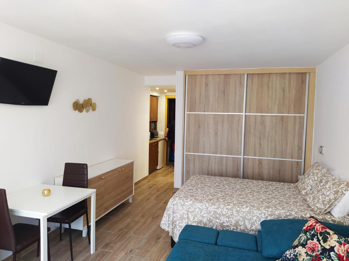 Recién reformado, Fire Stick Amazon, Wifi, 2 pers, Céntrico, 20 m Playa Apartamento Torremolinos Exterior foto